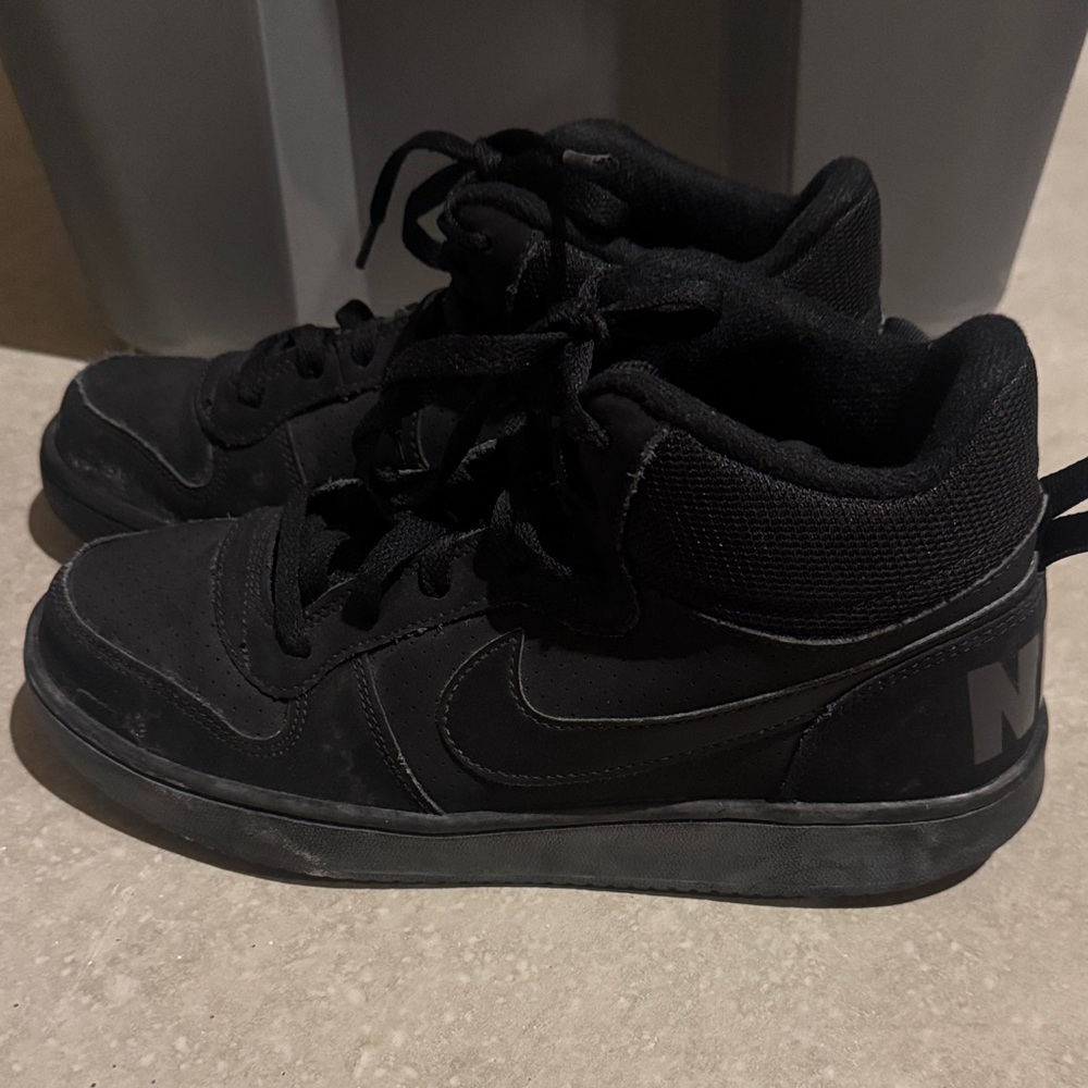 Nike Black Mid-Top Sneakers